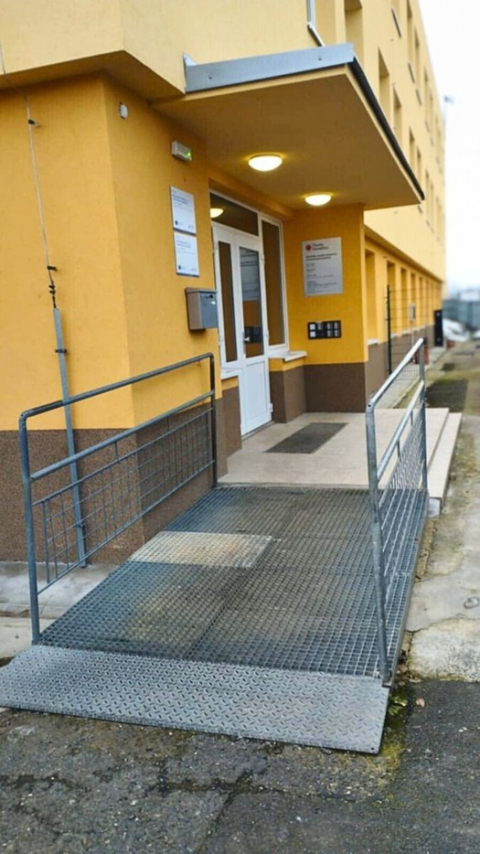 Středisko sociální prevence a humanitární pomoci – azylové domy