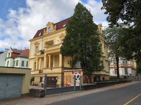 Mateřské centrum  a Křesťanská základní a mateřská škola Klubíčko